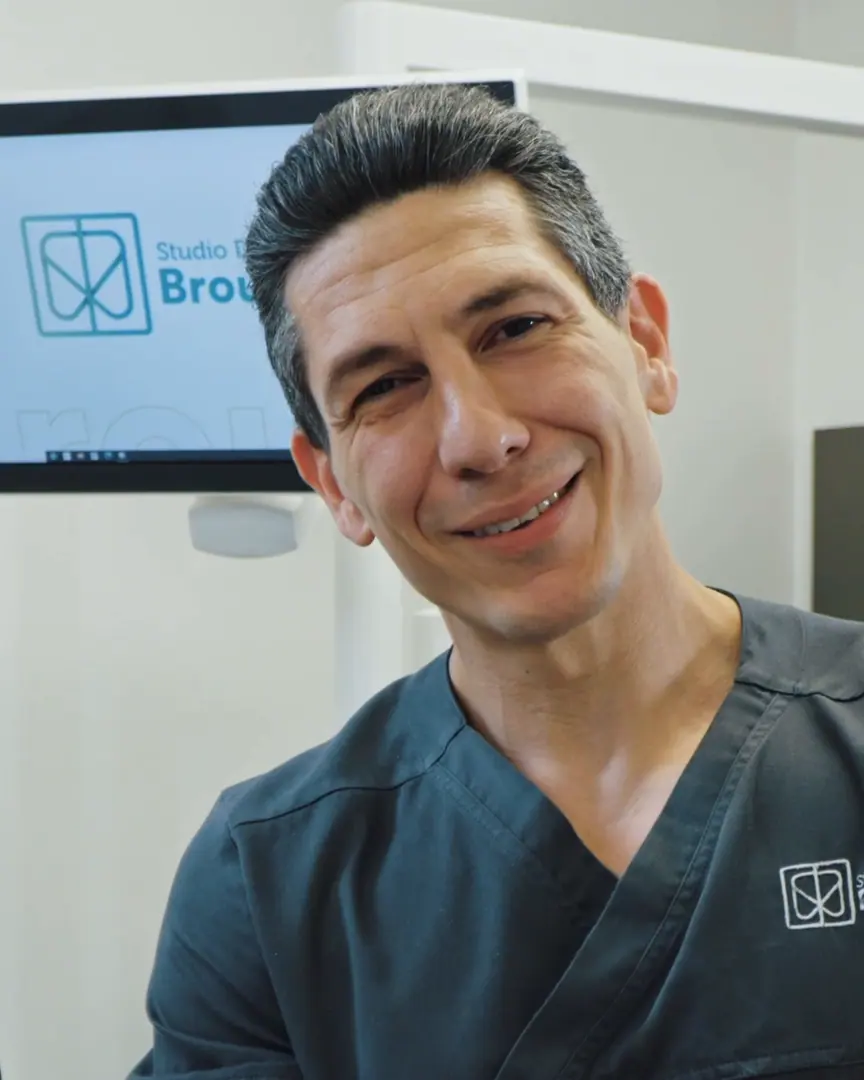 Marco Caburlotto, igienista dentale dello studio, parla della prevenzione